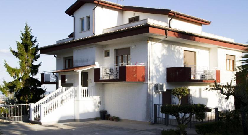 A Casa Di Gio' Bed & Breakfast Атри Екстериор снимка
